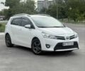 Білий Тойота Версо, об'ємом двигуна 2 л та пробігом 260 тис. км за 11000 $, фото 1 на Automoto.ua