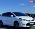 Белый Тойота Версо, объемом двигателя 2 л и пробегом 267 тыс. км за 10450 $, фото 1 на Automoto.ua