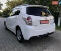 Белый Тойота Версо, объемом двигателя 2 л и пробегом 188 тыс. км за 10500 $, фото 1 на Automoto.ua