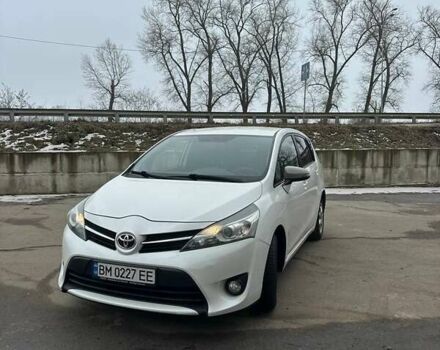 Белый Тойота Версо, объемом двигателя 2 л и пробегом 360 тыс. км за 8800 $, фото 8 на Automoto.ua