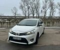 Белый Тойота Версо, объемом двигателя 2 л и пробегом 360 тыс. км за 8800 $, фото 8 на Automoto.ua