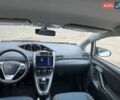 Белый Тойота Версо, объемом двигателя 2 л и пробегом 360 тыс. км за 8800 $, фото 14 на Automoto.ua