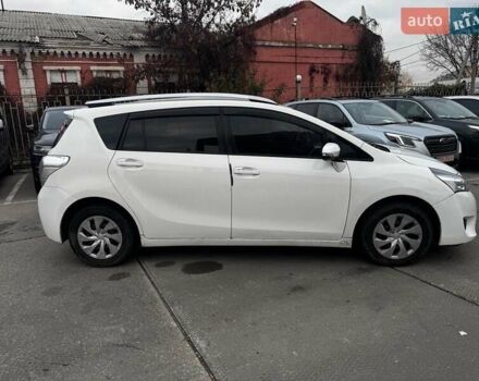 Белый Тойота Версо, объемом двигателя 1.6 л и пробегом 106 тыс. км за 10990 $, фото 7 на Automoto.ua