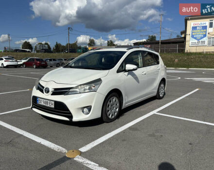 Білий Тойота Версо, об'ємом двигуна 2 л та пробігом 244 тис. км за 9500 $, фото 5 на Automoto.ua