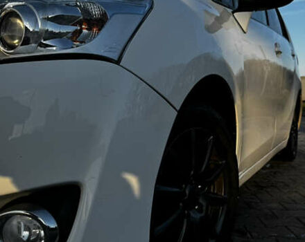 Белый Тойота Версо, объемом двигателя 1.6 л и пробегом 157 тыс. км за 10500 $, фото 29 на Automoto.ua