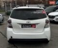 Белый Тойота Версо, объемом двигателя 1.6 л и пробегом 106 тыс. км за 10990 $, фото 4 на Automoto.ua