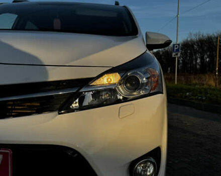 Белый Тойота Версо, объемом двигателя 1.6 л и пробегом 157 тыс. км за 10500 $, фото 28 на Automoto.ua