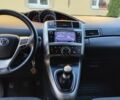 Белый Тойота Версо, объемом двигателя 2 л и пробегом 210 тыс. км за 10500 $, фото 4 на Automoto.ua