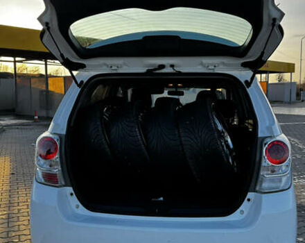 Белый Тойота Версо, объемом двигателя 1.6 л и пробегом 157 тыс. км за 10500 $, фото 21 на Automoto.ua