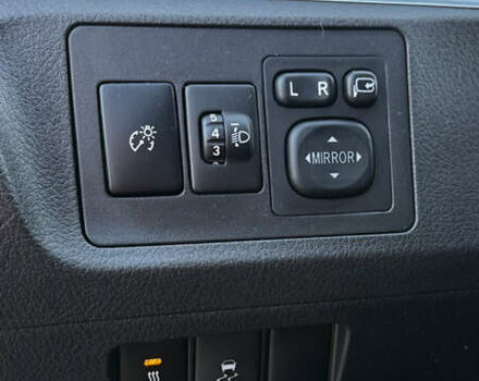 Белый Тойота Версо, объемом двигателя 1.6 л и пробегом 157 тыс. км за 10500 $, фото 10 на Automoto.ua