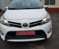 Белый Тойота Версо, объемом двигателя 2.2 л и пробегом 190 тыс. км за 13500 $, фото 7 на Automoto.ua
