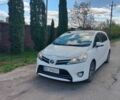Білий Тойота Версо, об'ємом двигуна 1.6 л та пробігом 230 тис. км за 9800 $, фото 1 на Automoto.ua