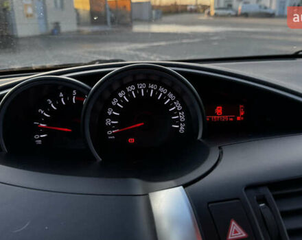 Белый Тойота Версо, объемом двигателя 1.6 л и пробегом 157 тыс. км за 10500 $, фото 6 на Automoto.ua