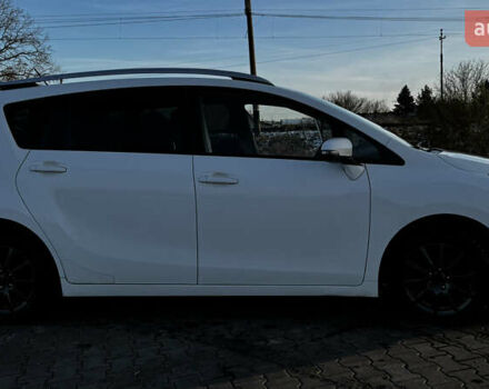 Белый Тойота Версо, объемом двигателя 1.6 л и пробегом 157 тыс. км за 10500 $, фото 32 на Automoto.ua