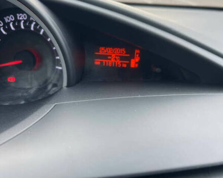 Белый Тойота Версо, объемом двигателя 0 л и пробегом 119 тыс. км за 9600 $, фото 2 на Automoto.ua