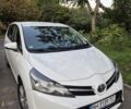 Белый Тойота Версо, объемом двигателя 1.6 л и пробегом 246 тыс. км за 11500 $, фото 5 на Automoto.ua