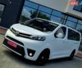 Белый Тойота Версо, объемом двигателя 2 л и пробегом 143 тыс. км за 29950 $, фото 5 на Automoto.ua