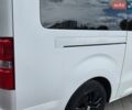 Белый Тойота Версо, объемом двигателя 2 л и пробегом 143 тыс. км за 29950 $, фото 29 на Automoto.ua