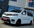 Белый Тойота Версо, объемом двигателя 2 л и пробегом 143 тыс. км за 29950 $, фото 2 на Automoto.ua