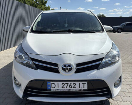 Тойота Версо 2013 в Вознесенске на Automoto.ua Белый Тойота Версо, объемом двигателя 1.8 л и пробегом 290 тыс. км за 9700 $, фото 1 на Automoto.ua