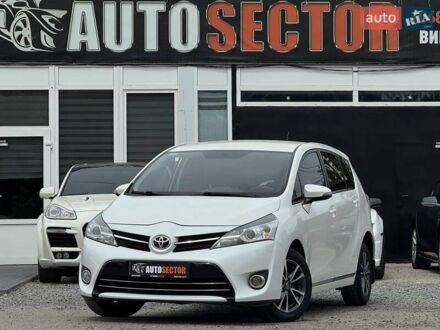 Тойота Версо 2013 у Харкові на Automoto.ua Білий Тойота Версо, об'ємом двигуна 1.8 л та пробігом 323 тис. км за 10000 $, фото 1 на Automoto.ua