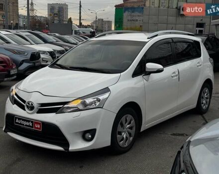 Белый Тойота Версо, объемом двигателя 1.6 л и пробегом 106 тыс. км за 10990 $, фото 1 на Automoto.ua