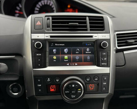 Бежевый Тойота Версо, объемом двигателя 1.6 л и пробегом 132 тыс. км за 11700 $, фото 37 на Automoto.ua