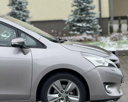 Бежевый Тойота Версо, объемом двигателя 1.6 л и пробегом 132 тыс. км за 11700 $, фото 15 на Automoto.ua