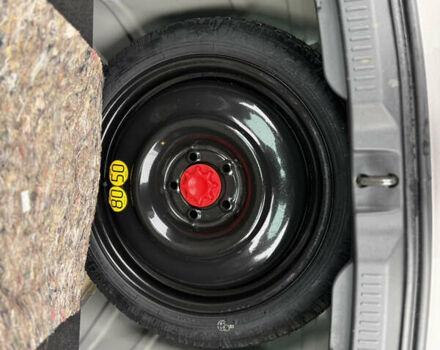 Бежевый Тойота Версо, объемом двигателя 1.6 л и пробегом 132 тыс. км за 11700 $, фото 61 на Automoto.ua