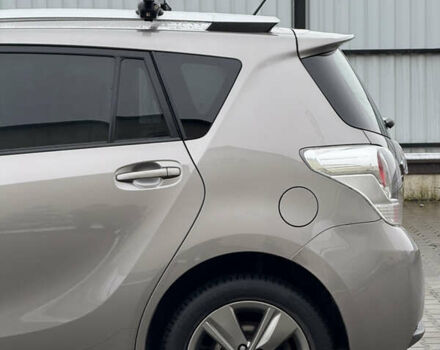 Бежевый Тойота Версо, объемом двигателя 1.6 л и пробегом 132 тыс. км за 11700 $, фото 13 на Automoto.ua