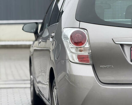 Бежевый Тойота Версо, объемом двигателя 1.6 л и пробегом 132 тыс. км за 11700 $, фото 12 на Automoto.ua