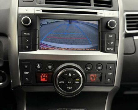 Бежевый Тойота Версо, объемом двигателя 1.6 л и пробегом 132 тыс. км за 11700 $, фото 43 на Automoto.ua