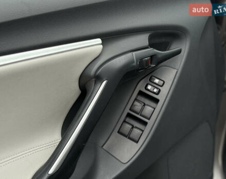 Бежевый Тойота Версо, объемом двигателя 1.6 л и пробегом 132 тыс. км за 11700 $, фото 29 на Automoto.ua