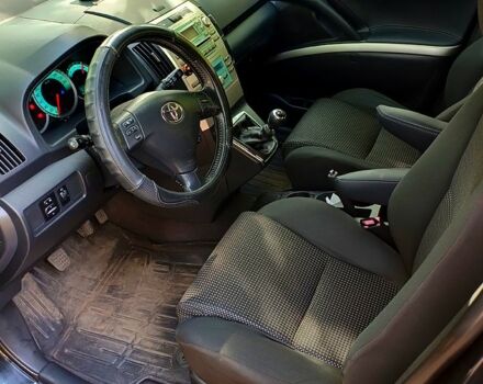 Черный Тойота Версо, объемом двигателя 2.2 л и пробегом 222 тыс. км за 5500 $, фото 4 на Automoto.ua