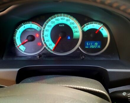 Черный Тойота Версо, объемом двигателя 2.2 л и пробегом 222 тыс. км за 5500 $, фото 5 на Automoto.ua