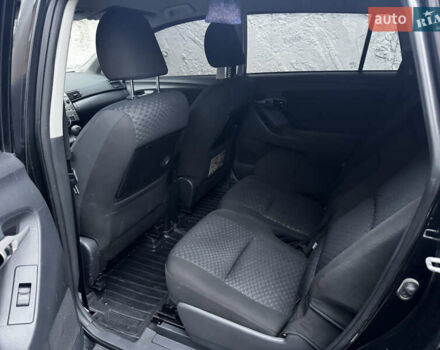 Чорний Тойота Версо, об'ємом двигуна 2 л та пробігом 208 тис. км за 8500 $, фото 16 на Automoto.ua