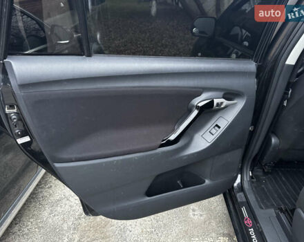 Чорний Тойота Версо, об'ємом двигуна 2 л та пробігом 208 тис. км за 8500 $, фото 15 на Automoto.ua