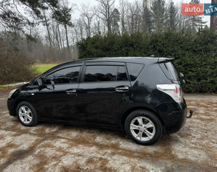 Чорний Тойота Версо, об'ємом двигуна 2 л та пробігом 208 тис. км за 8500 $, фото 4 на Automoto.ua