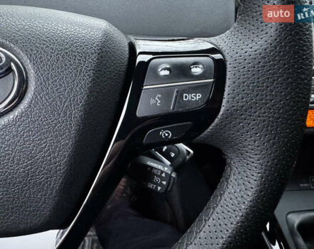 Чорний Тойота Версо, об'ємом двигуна 2 л та пробігом 208 тис. км за 8500 $, фото 26 на Automoto.ua