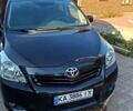 Черный Тойота Версо, объемом двигателя 2 л и пробегом 248 тыс. км за 8300 $, фото 1 на Automoto.ua