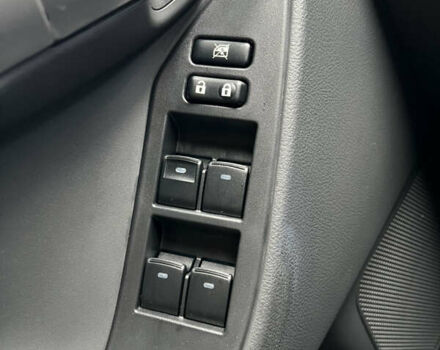 Чорний Тойота Версо, об'ємом двигуна 1.8 л та пробігом 206 тис. км за 11900 $, фото 19 на Automoto.ua