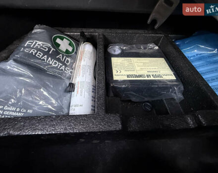 Чорний Тойота Версо, об'ємом двигуна 1.8 л та пробігом 208 тис. км за 11900 $, фото 25 на Automoto.ua