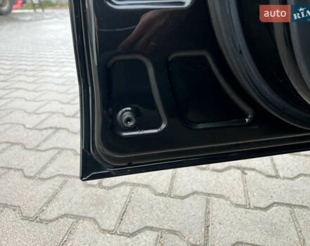 Чорний Тойота Версо, об'ємом двигуна 1.8 л та пробігом 206 тис. км за 11900 $, фото 28 на Automoto.ua