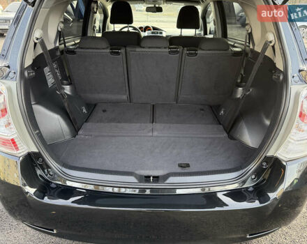 Чорний Тойота Версо, об'ємом двигуна 1.8 л та пробігом 208 тис. км за 11900 $, фото 23 на Automoto.ua