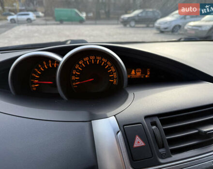 Чорний Тойота Версо, об'ємом двигуна 1.8 л та пробігом 208 тис. км за 11900 $, фото 13 на Automoto.ua