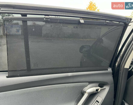 Чорний Тойота Версо, об'ємом двигуна 1.8 л та пробігом 206 тис. км за 11900 $, фото 46 на Automoto.ua