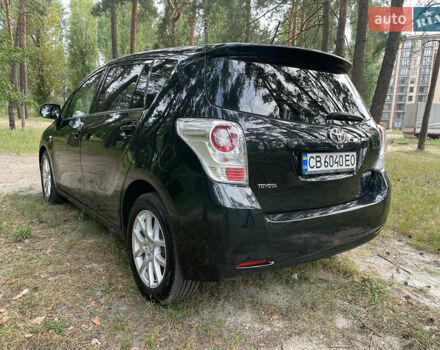 Черный Тойота Версо, объемом двигателя 2.23 л и пробегом 335 тыс. км за 8500 $, фото 11 на Automoto.ua