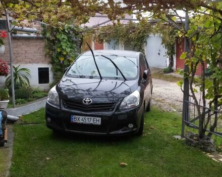 Чорний Тойота Версо, об'ємом двигуна 2.2 л та пробігом 228 тис. км за 7800 $, фото 5 на Automoto.ua