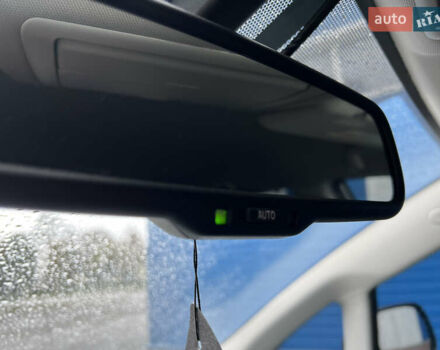 Чорний Тойота Версо, об'ємом двигуна 1.8 л та пробігом 206 тис. км за 11900 $, фото 7 на Automoto.ua