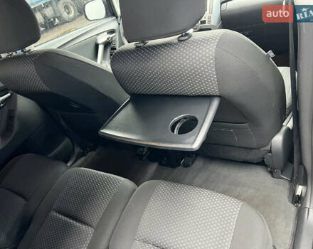 Чорний Тойота Версо, об'ємом двигуна 1.8 л та пробігом 206 тис. км за 11900 $, фото 39 на Automoto.ua